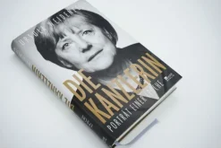 Rowohlt Berlin Die Kanzlerin Clearance