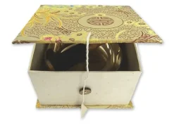Klangschalen-Center Flache Klangschale in Box mit cremefarbigem Stoffbezug New