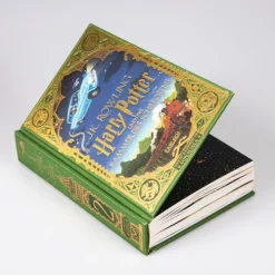 Carlsen Verlag GmbH Harry Potter und die Kammer des Schreckens (MinaLima-Edition mit 3D-Papierkunst 2) Online