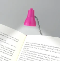 Bookchair Vertrieb Little Lamp (Pink) | LED Booklight Leselampe | Leselicht | Geschenk für Leser, Buchliebhaber | Deutsche Ausgabe Clearance