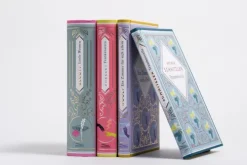 Anaconda Verlag Louisa Mary Alcott, Little Women. Betty und ihre Schwestern - Erster und zweiter Teil. Schmuckausgabe mit Goldprägung