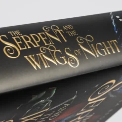 Carlsen Verlag GmbH The Serpent and the Wings of Night (Crowns of Nyaxia 1) Clearance